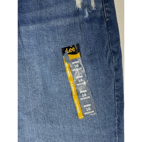 Lee legendary style Mid Rise distressed Boyfriend Jean Size 16 M (1094) NWT!! - Picture 2 of 11
